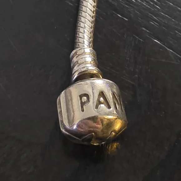 Pandora Moments Barrel Clasp Snake Chain Bracelet - Picture 3 of 5